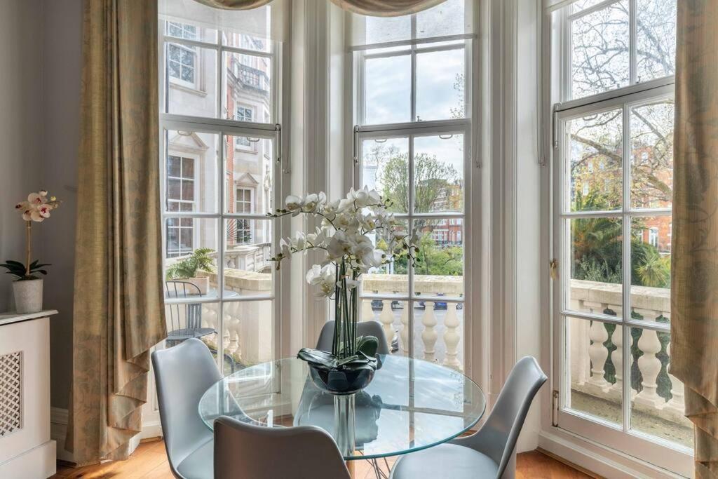 Luxury 2-bedroom Flat In Knightsbridge By Landin Appartamento Londra