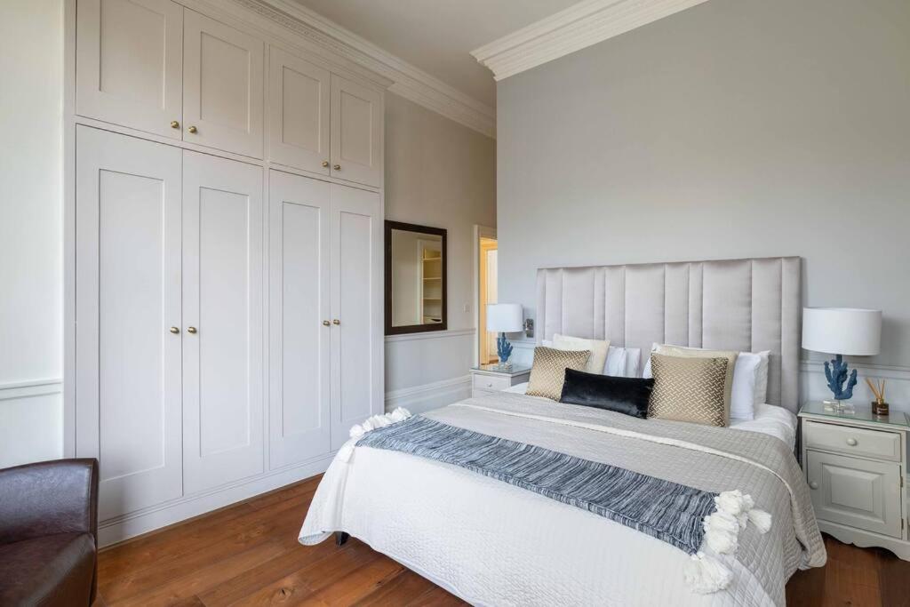 Appartamento Luxury 2-bedroom Flat In Knightsbridge By Landin